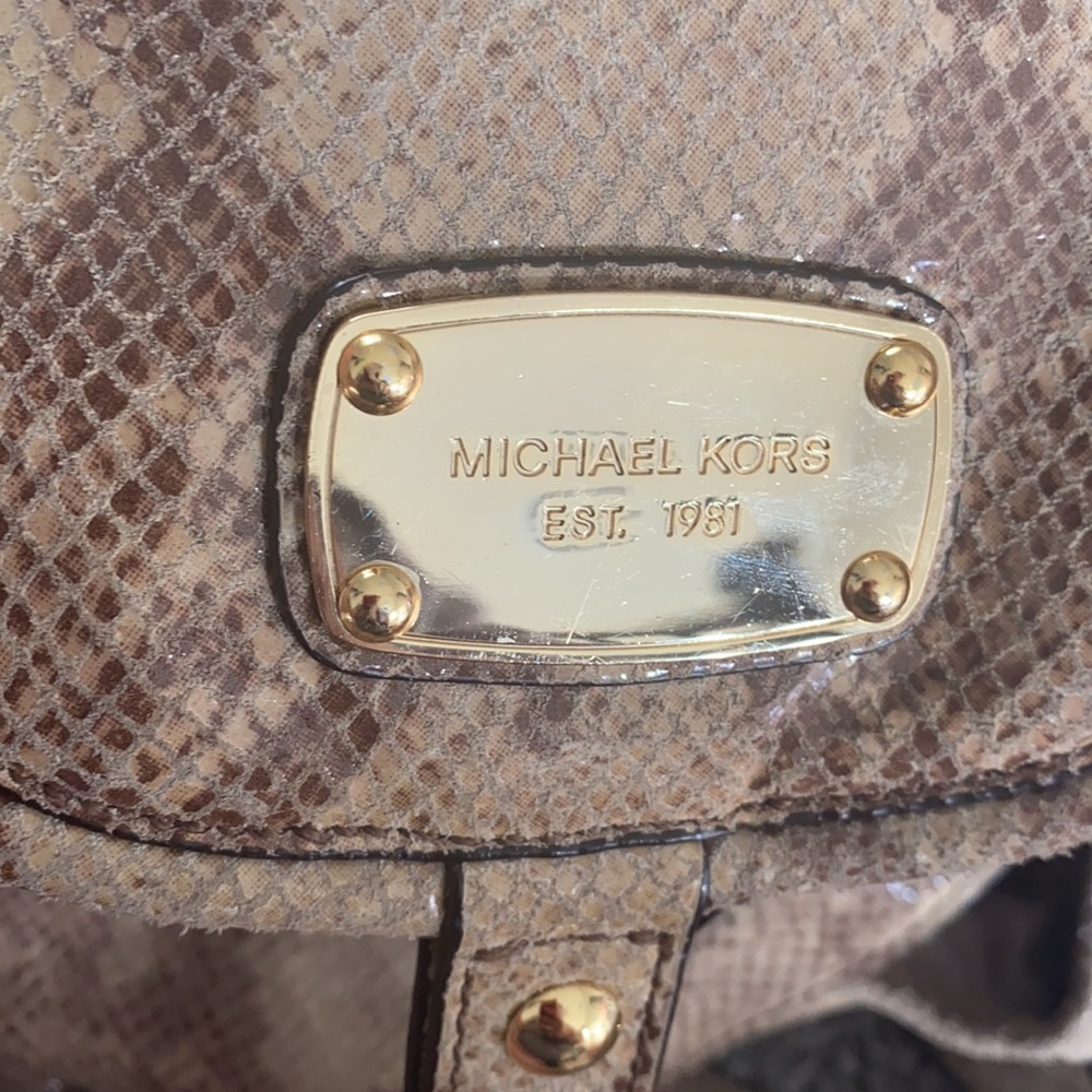 Michael Kors faux snake skin purse - Picture 4 of 4